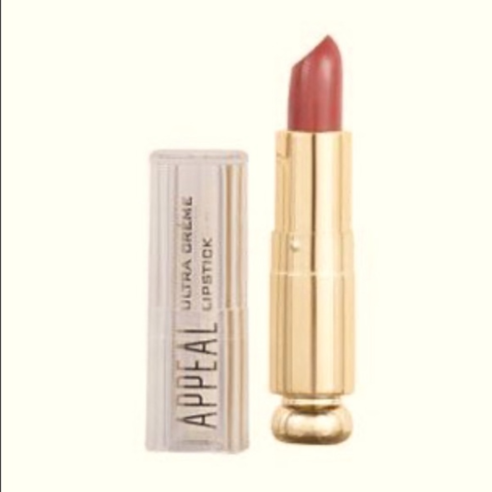 FREE with purchase over $75 Ultra Crème Lipstick in *Chic*